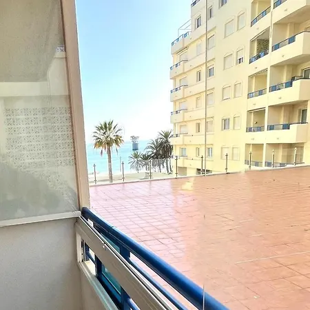 Banana Beachfront Apartment *