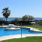 Апартаменты Banana Beachfront Марбелья