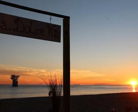 Banana 1a Linea De Playa