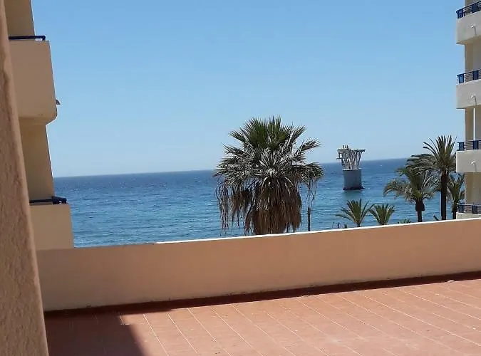 Banana 1a Linea De Playa Marbella