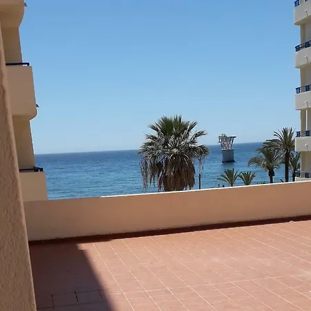 Banana 1a Linea De Playa Marbella